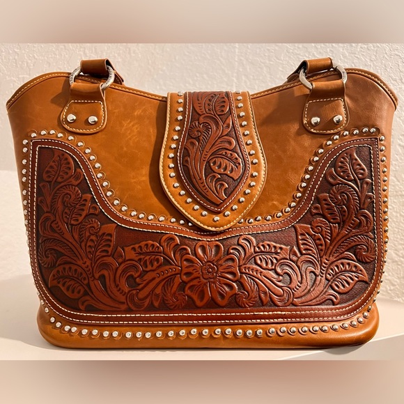 Montana West Handbags - PRISTINE MONTANA WEST WESTERN SHOULDER BAG